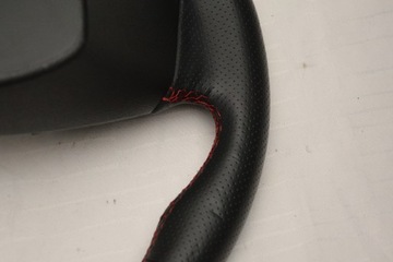 Hyundai KONA Kierownica Skóra Czerwona Nić