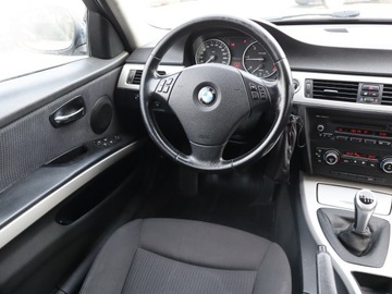 BMW Seria 3 E90-91-92-93 Touring E91 2.0 316d 115KM 2010 BMW 3 316 d, Klima, Klimatronic, Parktronic,ALU, zdjęcie 6