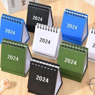 Настольный календарь на 2024 год. Стол расписания.