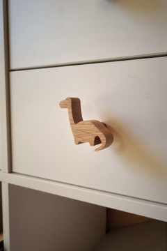 Деревянные мебельные ручки, динозавры, узор бронтозавра.