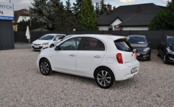 Nissan Micra IV Hatchback 5d Facelifting 1.2 80KM 2017 Nissan Micra 1.2 Benzyna Klimatyzacja Nawigacja 1.2 Benzyna 80KM, zdjęcie 1