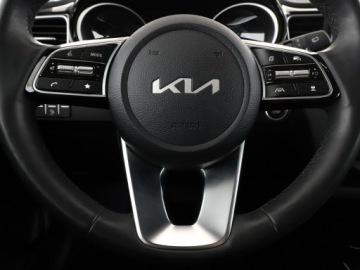 Kia XCeed PHEV Facelifting 1.6 GDi Plug-In 141KM 2023 Kia XCeed PHEV automat navi kamera grzane fotele, zdjęcie 20