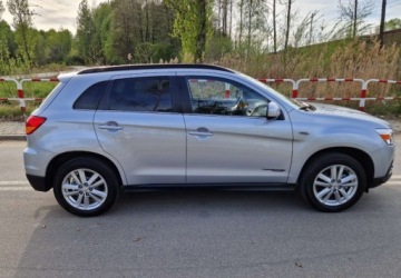 Mitsubishi ASX I SUV 1.6 MIVEC 117KM 2011 Mitsubishi ASX 1.6 Xenon Panorama Czujniki park Zarejestrowany 1.6, zdjęcie 9