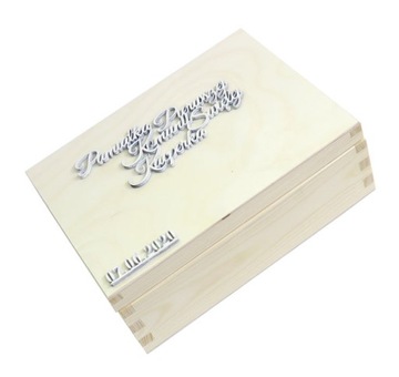 Сувенирная коробочка к Первому Причастию. имя AE51