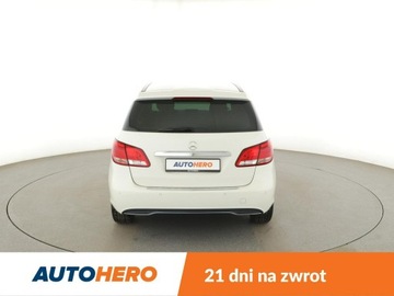 Mercedes Klasa B W246 Sports Tourer Facelifting 1.6 180 BlueEFFICIENCY Edition 122KM 2017 Mercedes B 180 navi klima grzane fotele czujniki, zdjęcie 5