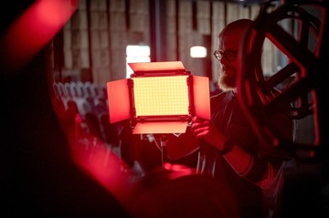 Lampa LED Newell RGB Vividha Max