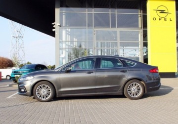 Ford Mondeo V Sedan Facelifting 2.0 EcoBlue 150KM 2021 Ford Mondeo 2.0 EcoBlue 150KM Executive Plus AT Kamera Pakiet Winter Salon, zdjęcie 7