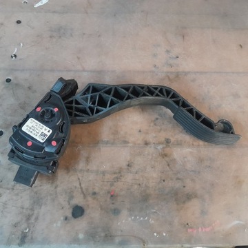 POTENCJOMETR GAZU PEUGEOT 207 9680756880-02
