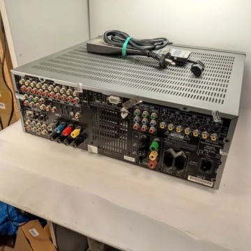 УСИЛИТЕЛЬ HARMAN KARDON AVR 630 + ПУЛЬТ ДУ