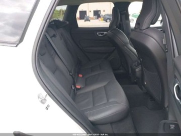 Volvo XC60 II 2025 Volvo XC 60 B5 Plus 2025 2.0l 2.0 Benzyna 247KM, zdjęcie 12
