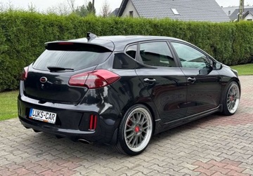 Kia Ceed II GT 5d 1.6 T-GDI 204KM 2017 Kia Ceed GT 1.6 204KM Climatronic NAVI Kamera PANO Bezwypadkowy SERWIS, zdjęcie 4