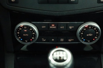 Mercedes Klasa C W204 Kombi T204 1.8 180 K 156KM 2010 Mercedes C C 180, Klima, Klimatronic, zdjęcie 8