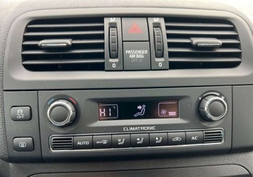 Skoda Roomster Mikrovan Facelifting 1.2 TSI 105KM 2010 Skoda Roomster 1.2TSI 105KM Panorama Klimatr.AluZima Parktr.Temp.Komp.Opla, zdjęcie 26