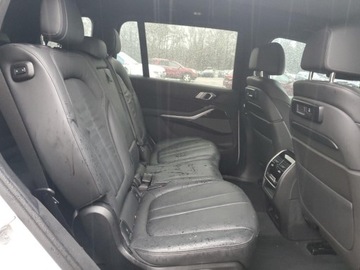 BMW X7 2020 BMW X7 M50I 2020 4.4l 4.4 Benzyna 523KM, zdjęcie 11