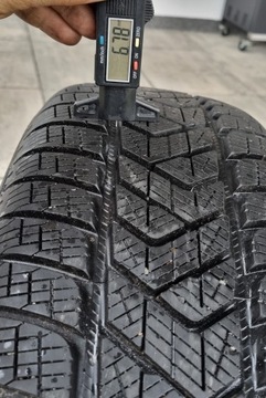 2x 215/65R17 ЗИМНИЕ ШИНЫ Pirelli Scorpion Winter 99H Внутренний уплотнитель