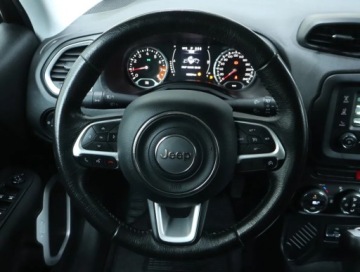 Jeep Renegade SUV 1.4 MultiAir 140KM 2016 Jeep Renegade 1.4 MultiAir, Automat, Navi, Klima, zdjęcie 17