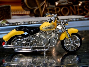 ПОДАРОК ​​МОТОЦИКЛИСТА HARLEY-DAVIDSON? С ЧАСАМИ