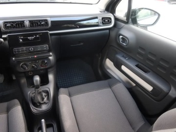 Citroen C3 III Hatchback 1.2 PureTech 82KM 2019 Citroen C3 1.2 PureTech, Salon Polska, zdjęcie 7