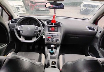 Citroen C4 II Hatchback 5d Facelifting 1.6 HDi 92KM 2015 Citroen C4 2015r, 1.6 HDI. Lekko uszkodzony lewy przod. Jezdzi. 1.6 92KM, zdjęcie 5