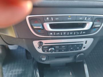 Renault Megane III 2014 Renault Megane RENAULT MEGAN LIFT 6 biegow nav 1.2 Benzyna 110KM, zdjęcie 28