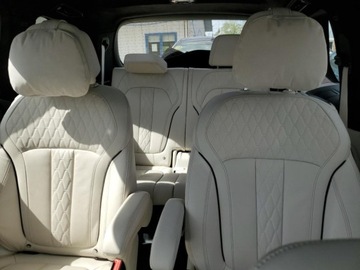 BMW X7 2021 BMW X7 M50I 2021 4.4l 4.4 Benzyna 523KM, zdjęcie 10