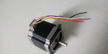 Шаговый двигатель STP-59D3042