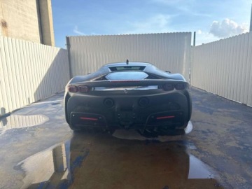 Ferrari 2023 Ferrari SF90 Stradale 4.0l 2023 4.0 Hybryda 986KM, zdjęcie 2