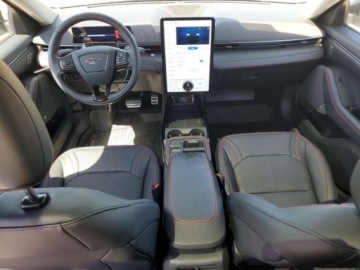 Ford Mustang VI 2025 Ford Mustang Mach-E Premium 2025 Elektryczny 346KM, zdjęcie 8