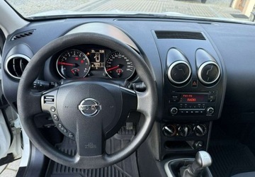Nissan Qashqai I Crossover Facelifting  1.6 117KM 2013 Nissan Qashqai Rej.02.2014 1,6 117 Klimatyzacja Kola latozima 1.6 Benzyna, zdjęcie 16