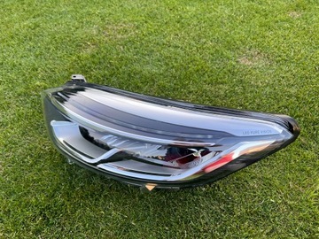 RENAULT CAPTUR LIFT 16- LAMPA LEWA PRZÓD FULL LED