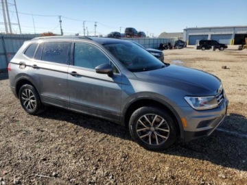 Volkswagen Tiguan II 2019 Volkswagen Tiguan 2019 VOLKSWAGEN TIGUAN SE 2.0 Benzyna 184KM, zdjęcie 4