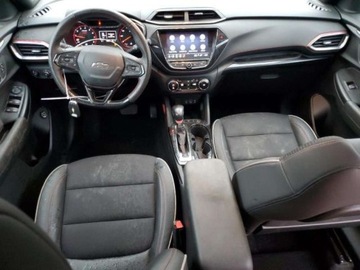 Chevrolet TrailBlazer II 2023 Chevrolet Trailblazer 2023, 1.3L, 4x4, RS, po gradobiciu 1.3 Benzyna 155KM, zdjęcie 7
