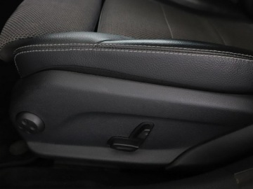 Mercedes Klasa C W205 Kombi 180 156KM 2015 Mercedes C 180 Półskóra Navi Klimatyzacja, zdjęcie 35