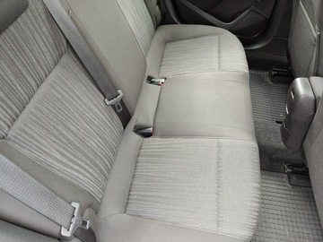 Opel Astra J Hatchback 5d 1.6 Twinport ECOTEC 115KM 2010 Opel Astra Książka serwisowa., zdjęcie 10