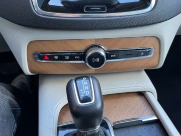 Volvo XC90 II 2021 Volvo XC 90 2.0 benzyna 250 KM automat 4x4 zarej w PL niski przebieg, zdjęcie 23