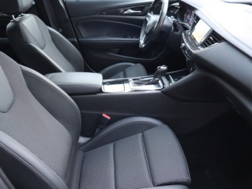 Opel Insignia II Grand Sport Facelifting 2.0 Diesel 174KM 2021 Opel Insignia 2.0 CDTI, 171 KM, Automat, Skóra, zdjęcie 8