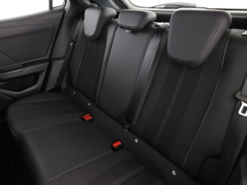 Opel Mokka II SUV 1.2 Turbo 100KM 2022 Opel Mokka X Historia serwisowa Opel Kamera, zdjęcie 16