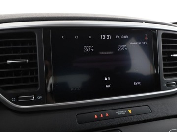 Kia Sportage IV SUV Facelifting 1.6 GDI 132KM 2021 Kia Sportage LPG navi klima auto kamera i czujniki, zdjęcie 25