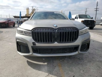 BMW Seria 7 G70 2022 BMW Seria 7 740i 2022 3.0l 3.0 Benzyna 335KM, zdjęcie 5