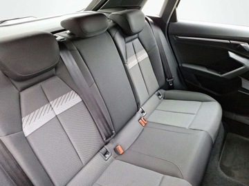 Audi A3 8Y Sportback 1.5 35 TFSI 150KM 2024 Audi A3 Sportback Ambiente PLUS Sportowe Fotele 1.5 Benzyna 150KM, zdjęcie 11