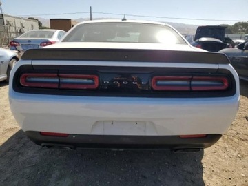 Dodge Challenger III 2018 Dodge Challenger Srt hellcat 6.2 Benzyna 707KM, zdjęcie 3