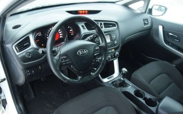 Kia Ceed II Hatchback 5d Facelifting 1.4 DOHC 100KM 2015 Kia Ceed 1.4B 2015r Kamera 2 Kpl Kol Grzane Fotele i Kierownica Sprowadzony, zdjęcie 28