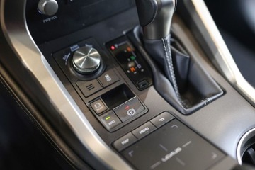 Lexus NX I SUV Facelifting 300 238KM 2021 Lexus NX 300 F Impression AWD 2.0 Benzyna 238KM, zdjęcie 15