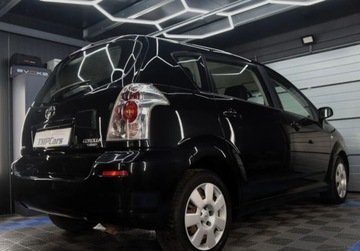 Toyota Corolla Verso E120 1.8 VVT-i 130KM 2007 Toyota Corolla Verso 1.8 benzyna 7 miejsc Klimatronic 1.8 Benzyna 129KM, zdjęcie 1