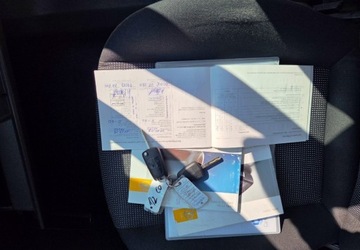 Opel Zafira B 1.9 CDTI ECOTEC 120KM 2006 Opel Zafira 1,9 Diesel 120 km 7- osobowy 1.9 Diesel 120KM, zdjęcie 21