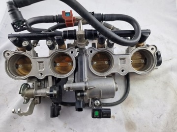 Yamaha R1 RN32 Przepustnice + TPS