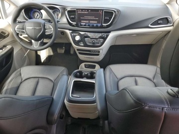 Chrysler Pacifica II 2024 Chrysler Pacifica Touring L 2024 3.6l 3.6 Benzyna 287KM, zdjęcie 8