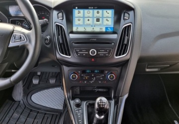 Ford Focus III Kombi Facelifting 1.5 EcoBoost 150KM 2018 Ford Focus 1,5 Benzyna 150KM Xenon Navi Kamera Led Serwis 1.5 Benzyna, zdjęcie 12