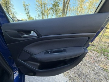 Peugeot 308 II SW 2.0 BlueHDi 150KM 2017 Peugeot 308 SW T9 2.0 HDi 150 KM Automat Navi, zdjęcie 26