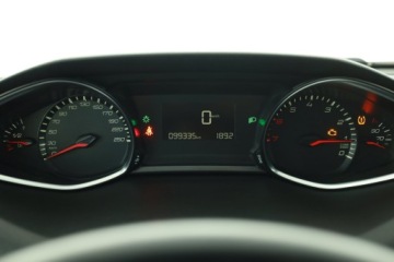 Peugeot 308 II SW 1.2 PureTech 130KM 2015 Peugeot 308 1.2 PureTech, Salon Polska, Navi, zdjęcie 7